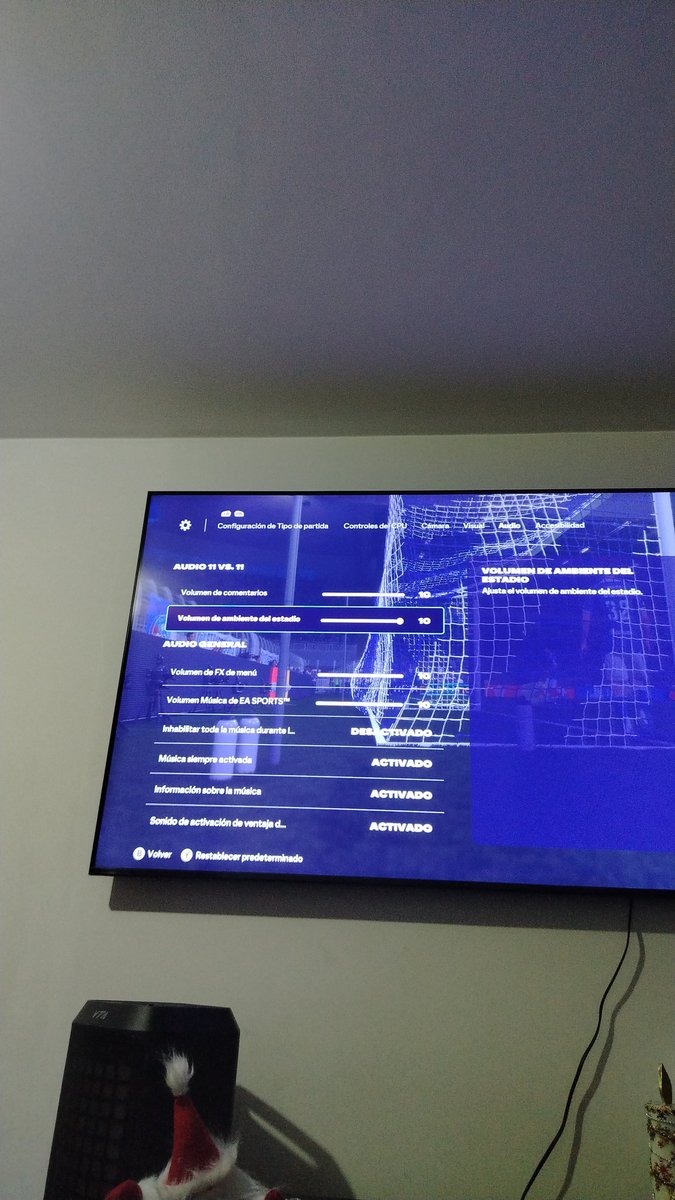 Camilo63887906's tweet photo. @easportsfclatam 
Una pregunta cómo arreglo lo del sonido de los comentarios, de un momento a otro se fueron los comentarios y están activados 
Ayuda https://t.co/kd5RINO8yO