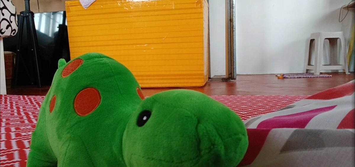 may cute nanaman akong guard 🥺😅