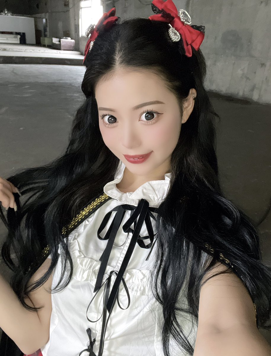 今日もららちゃん(@707nlala )の笑顔でお仕事頑張れます～( * ॑꒳ ॑