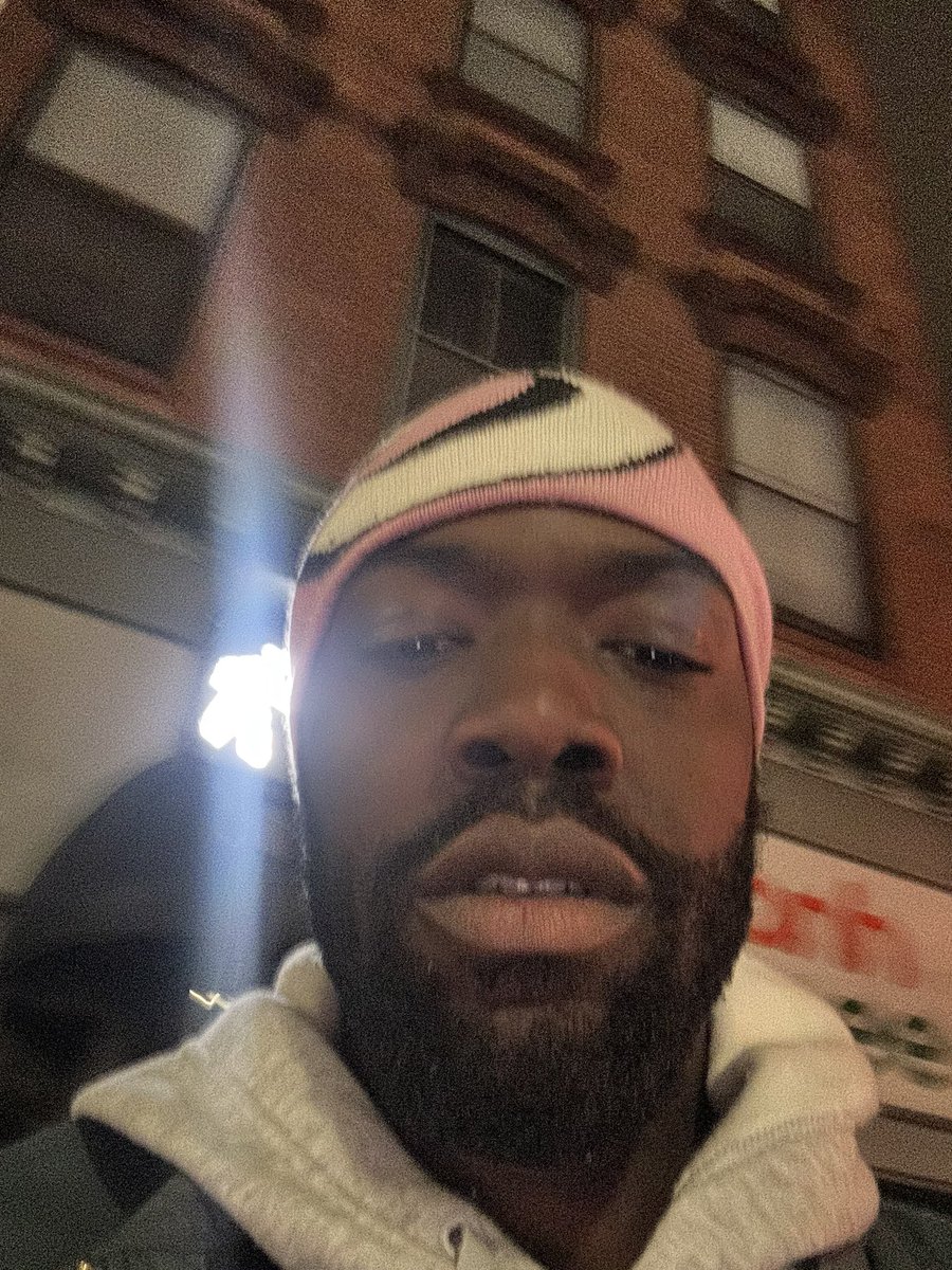 Monday : 

- Volunteer Ginger Bread Day at Elly school. 

- Therapy (new therapist. I’m hype.)

- Deliver more toys for the toy drive. 

- Back store for meeting to get EBT machine.