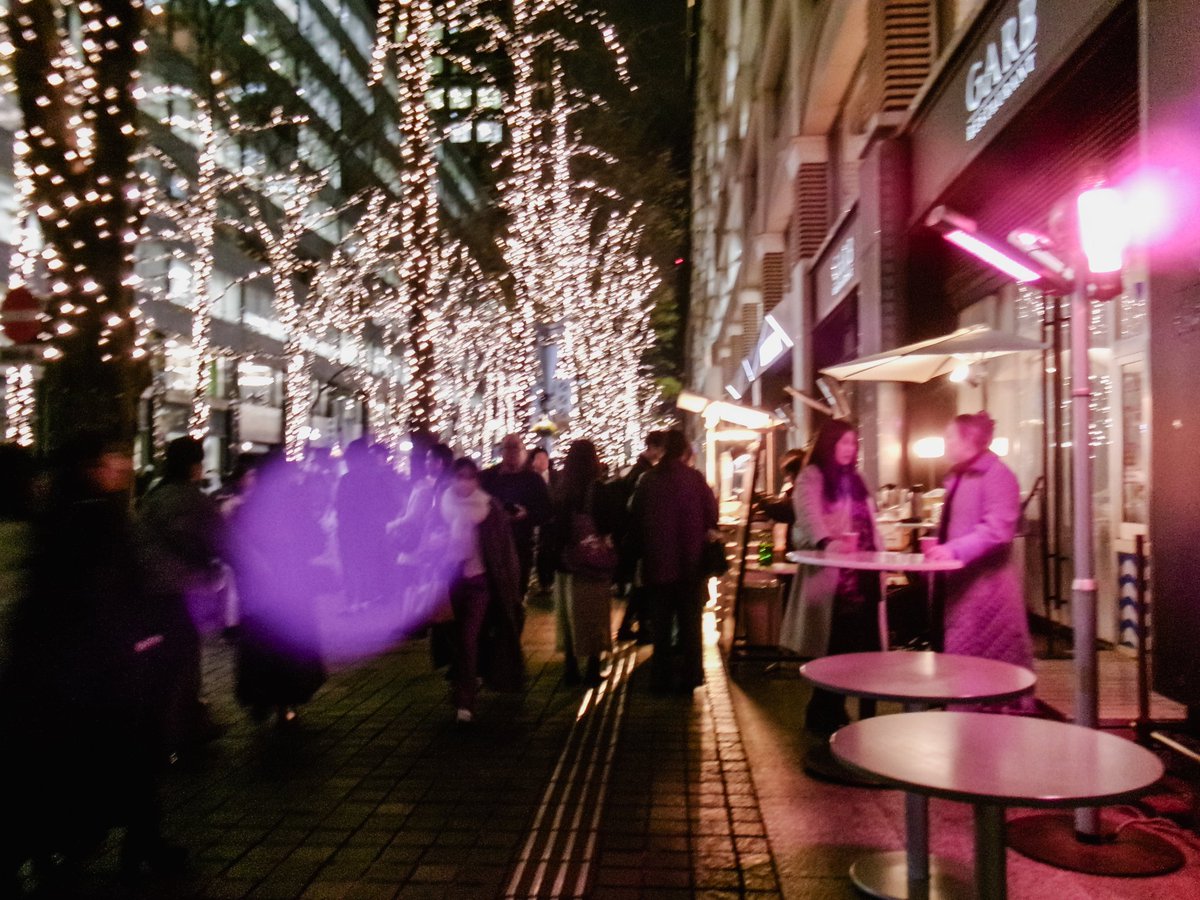 alibi5753's tweet image. #Kodakfz55 で丸の内のイルミ

コンデジとフィルムカメラもって1人でイルミ行くの結構ハードル高かったよねww

#fz55
#コンデジ