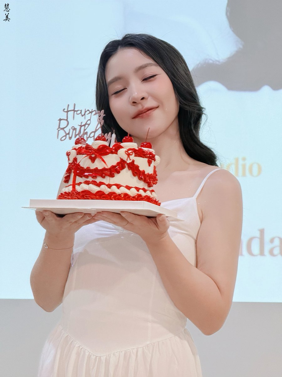 G_doubleN's tweet image. 🎂Istarwaan 29th birthday meeting 🧡 

ดีใจที่ได้อยู่ฉลองไปด้วยกันนะคะ 🫶🏻

#IsTarwaan
#TarwaanIsarapa