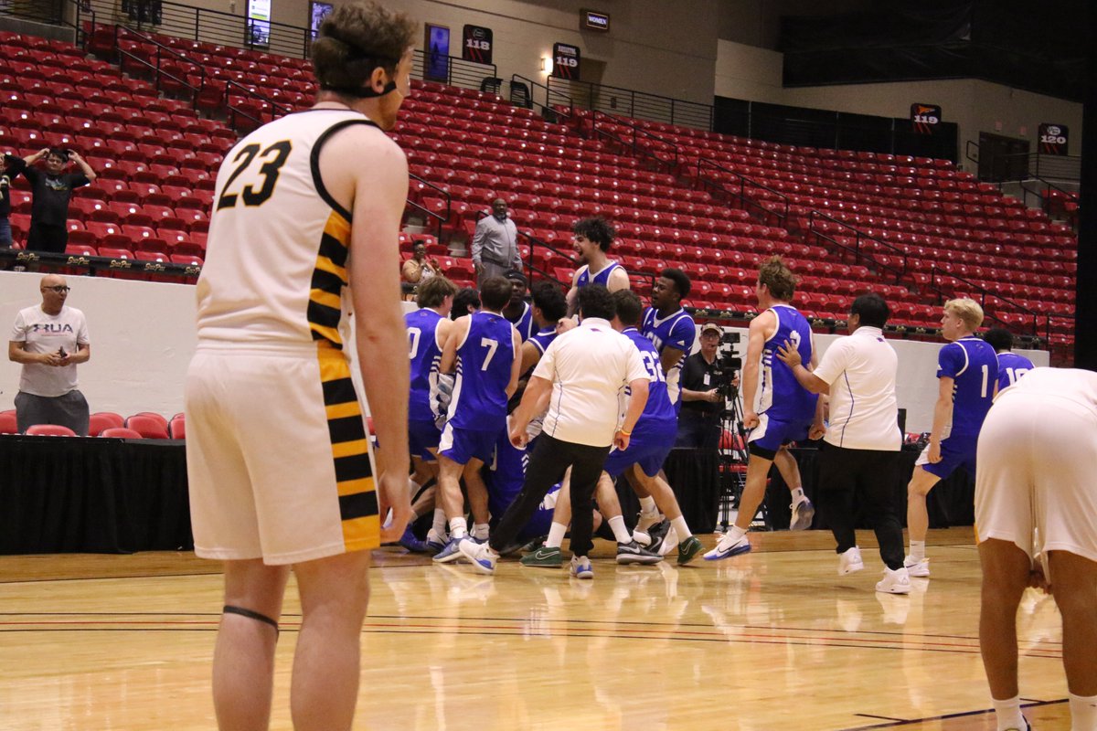 LCU Chap Basketball tweet media