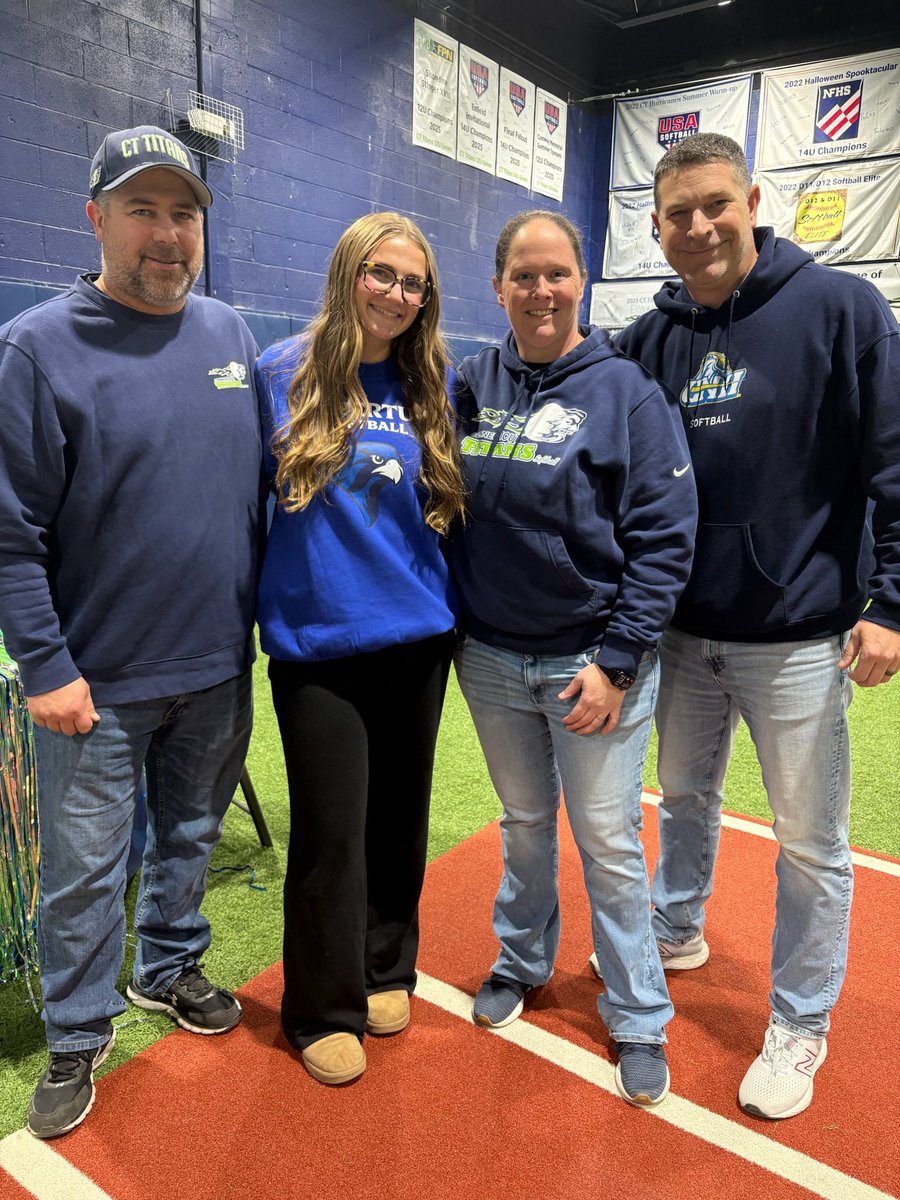 StellaCicero-Committed tweet media