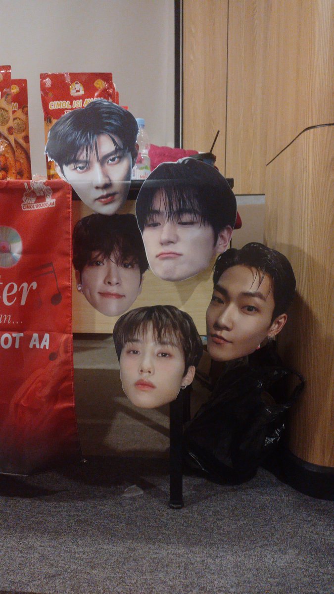 🅰️𝐫𝐚𝐚𝐚 ☆ tweet media