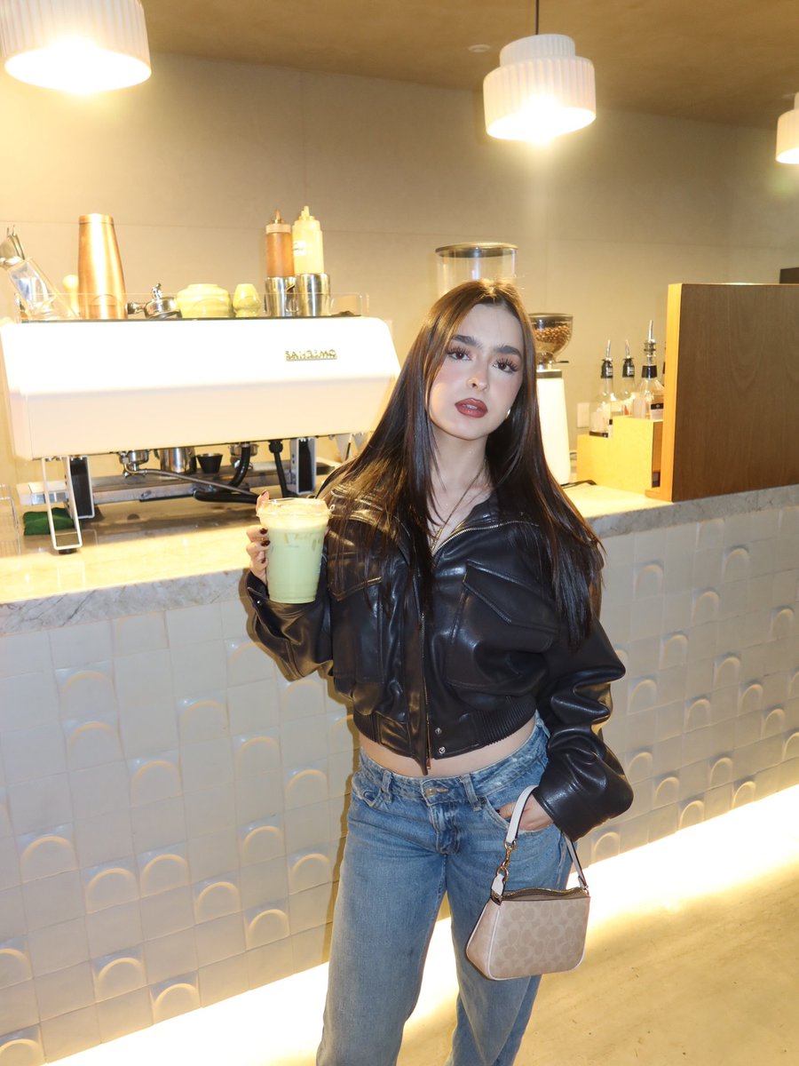 𝑬𝑳𝑳𝒀 🇦🇷🧛‍♀️ tweet media