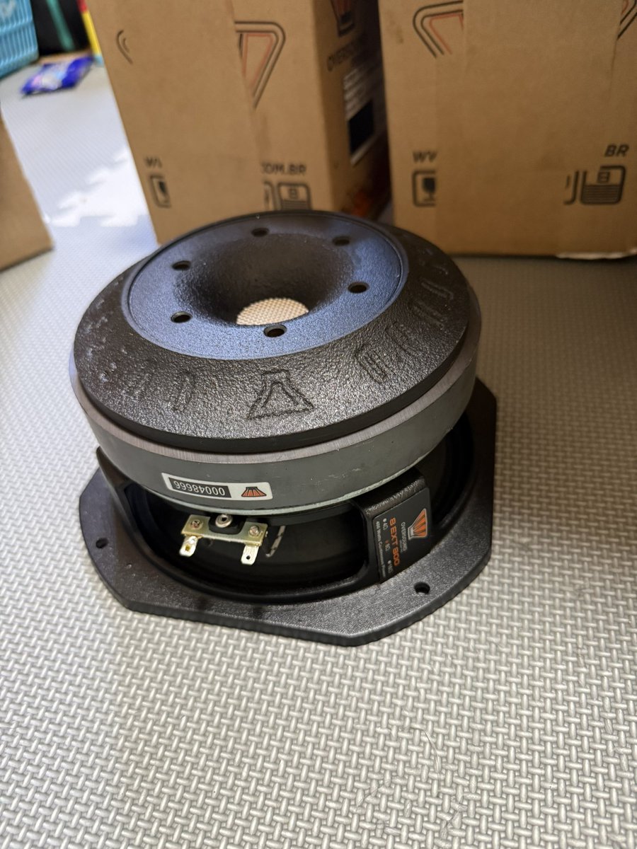 強い８インチもありまーす
ペア　4万円です。