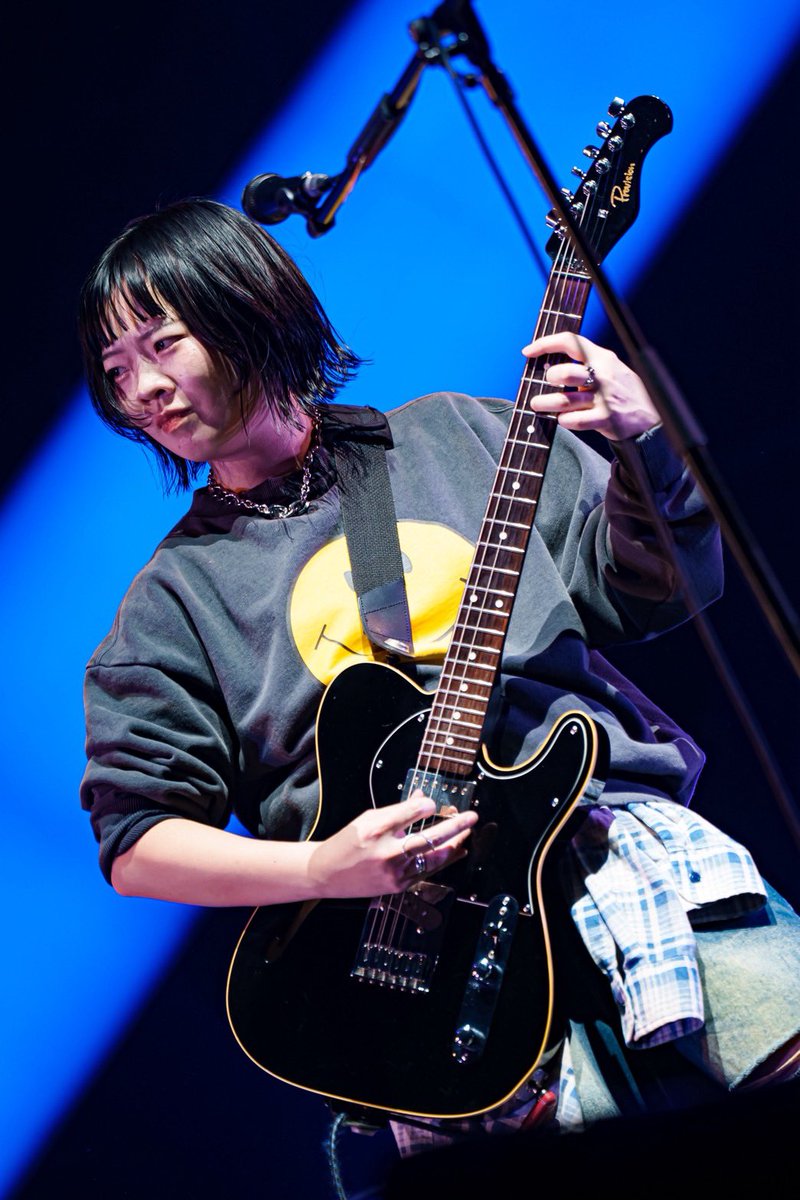 SHISHAMO_BAND's tweet image. 昨日は
🎅「MERRY ROCK PARADE 2025」🎅
に出演しました🙌🙌

すごくあたたかい空間で
こんな最高のステージに立てたこと、
皆さんがそれを見届けにきてくれたことが本当に嬉しかったです!!!✨
メリロ大好き🫶

お越しくださった皆さん、
ありがとうございました!!!❣️(松岡)
@merryrockparade
#メリロ