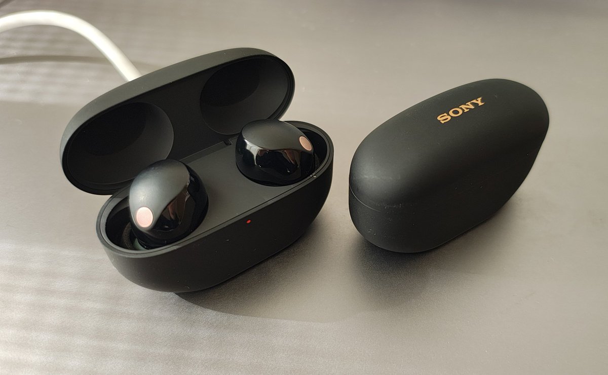 WF-1000XM5の充電ケース単品が届いて、無事使用できるようになりました