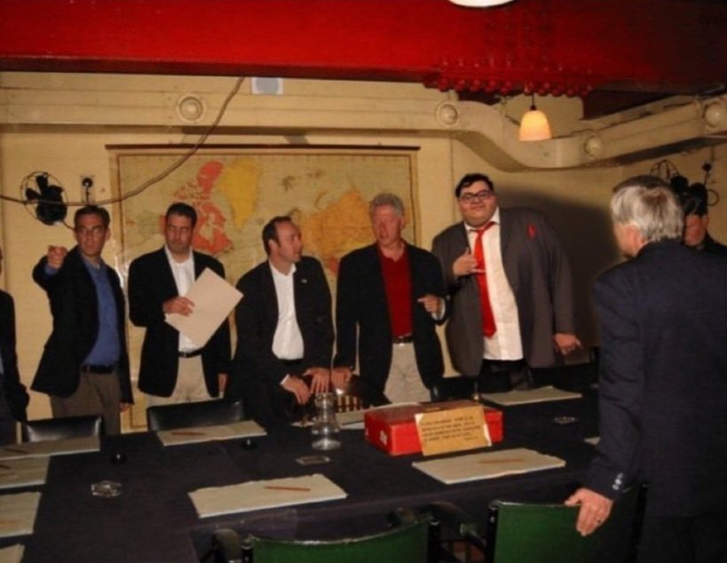 CodeWispP's tweet image. .@MarkyNextDoor bring the girl back fat monster