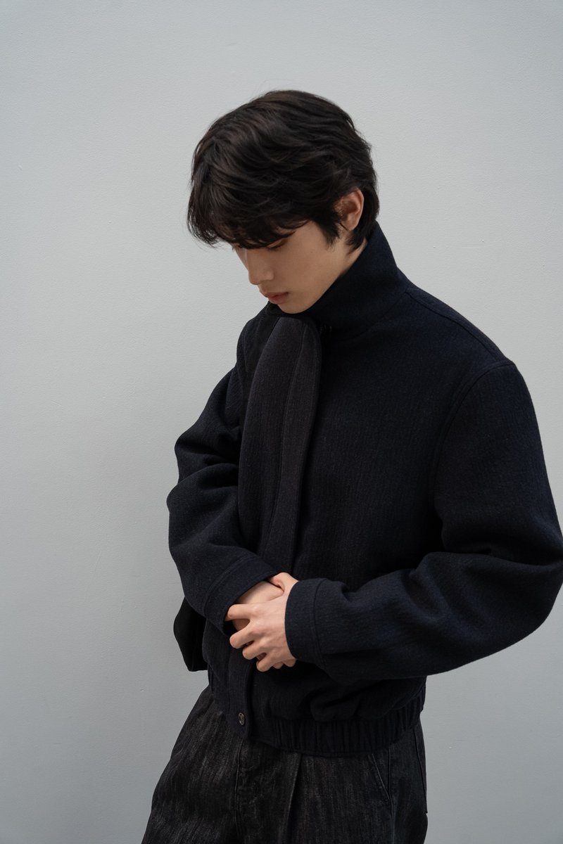 毎年絶大な人気を誇る “Mannish Wool Blouson” に、待望のハイネック