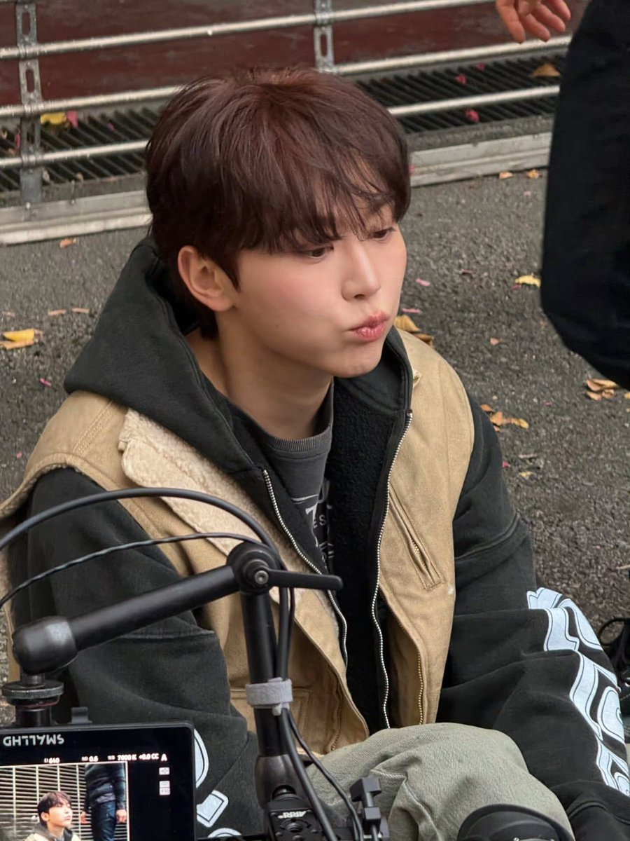 321gyu's tweet image. sending 27 gift baskets to his stylists they finally understand... THEY FINALLY UNDERSTAND