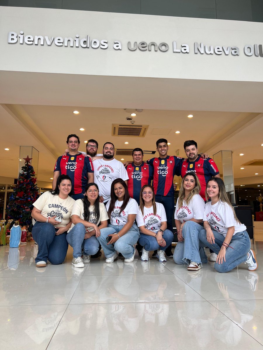 blancok03's tweet photo. 🔴🔵🌪 https://t.co/Tui6J0xsiW