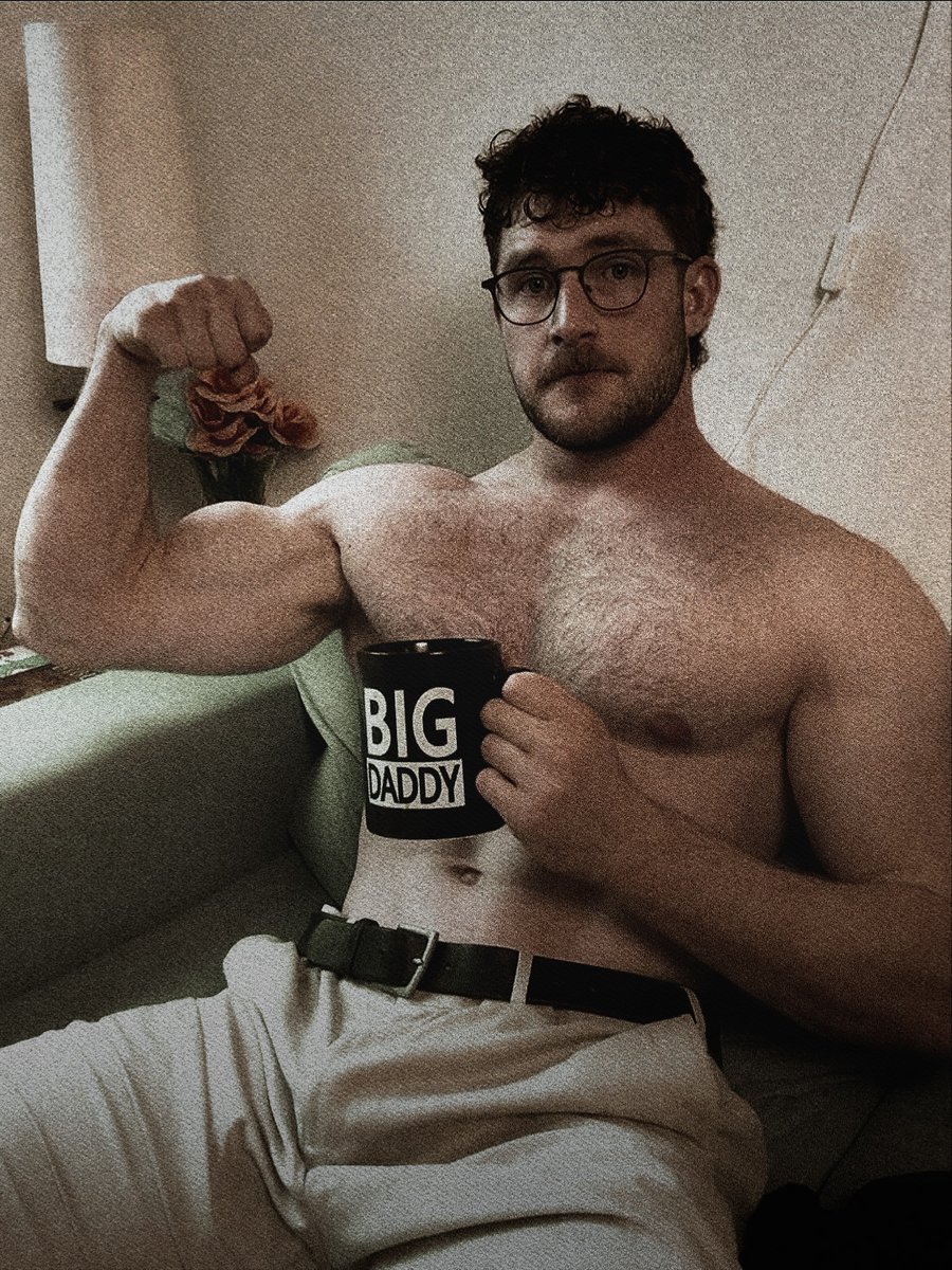 𝙀𝙇𝙄𝙊☕︎ tweet media