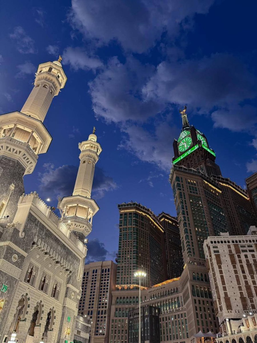 ﷽
السلام عليكم ورحمة الله وبرکاتہ
⁧#خاتم_النبیین_محمدﷺ⁩
⁧#درود_وسلام⁩
یا اللہ ہم بے بس ہو چکے ہیں گناہ اتنے ہو چکے کہ ہماری روح و ایمان کو مجروح کرچکے یارب آپکی بارگاہ میں درخواست کرتے ہیں الہی ہم پر رحم کر اورصراط مستقیم پرچلنےکی توفیق عطافرما
الہی آمین