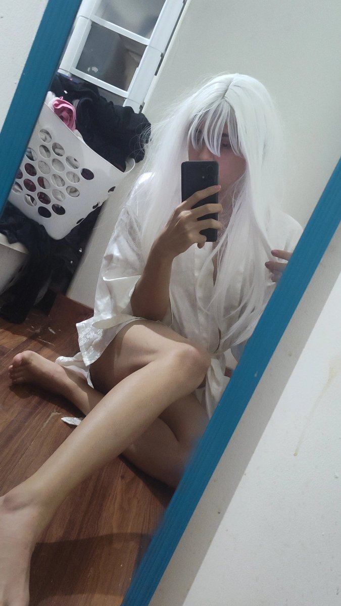 elisosmall's tweet photo. white🤍 
#me #cd #fyp #crossdrsser #femboy #cute https://t.co/Bpe0s6vM0r