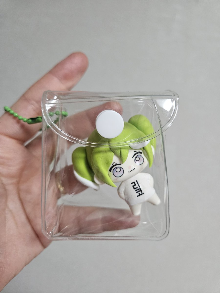 hellocasio's tweet image. 스텔라이브 3기생 피규어 키링 통판폼 오픈했습니다~
잘부탁드려요!

witchform.com/payform/?uuid=…