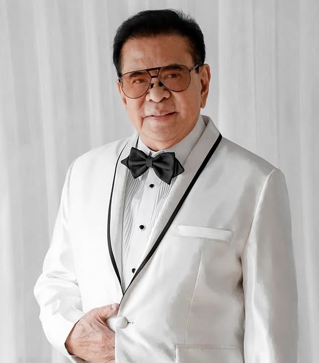 THE SINGSONS HEAR YOU.

Former Ilocos Sur Governor Chavit Singson has confirmed that they are in talks with former MUO officials to express their interest to buy the Miss Universe Organization to save the pageant’s reputation and for Philippine Tourism.

#SizzumsPH #MissUniverse