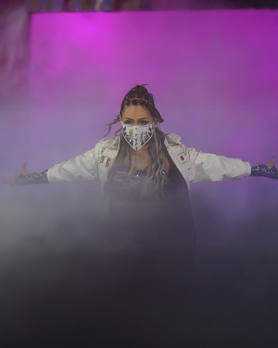 WWEJapan's tweet photo. ジュリア🇮🇹🇯🇵はアルバ・ファイアと対戦！ https://t.co/pTQskVZDWC