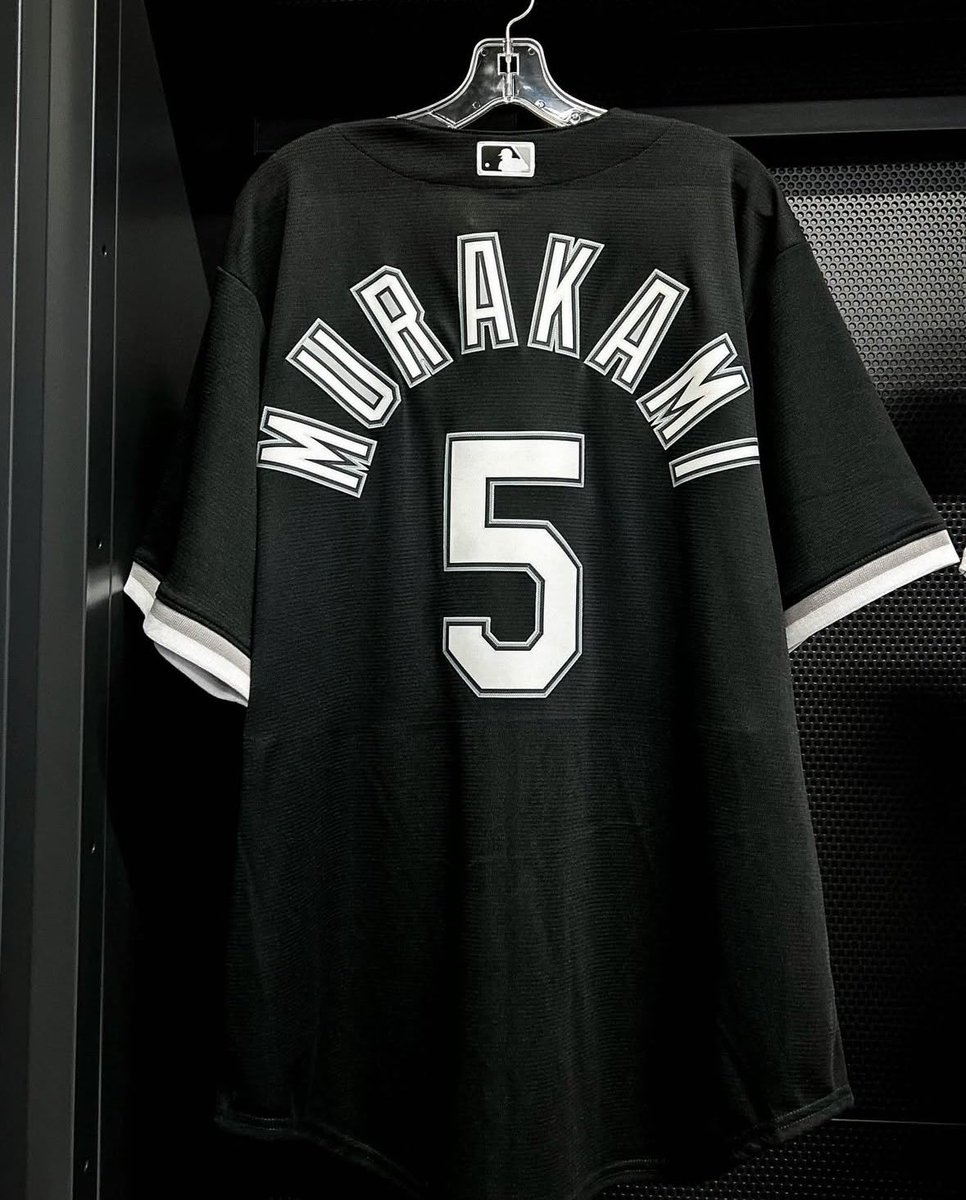 シカゴ・ホワイトソックスのチームストアには早速、村上宗隆 選手の