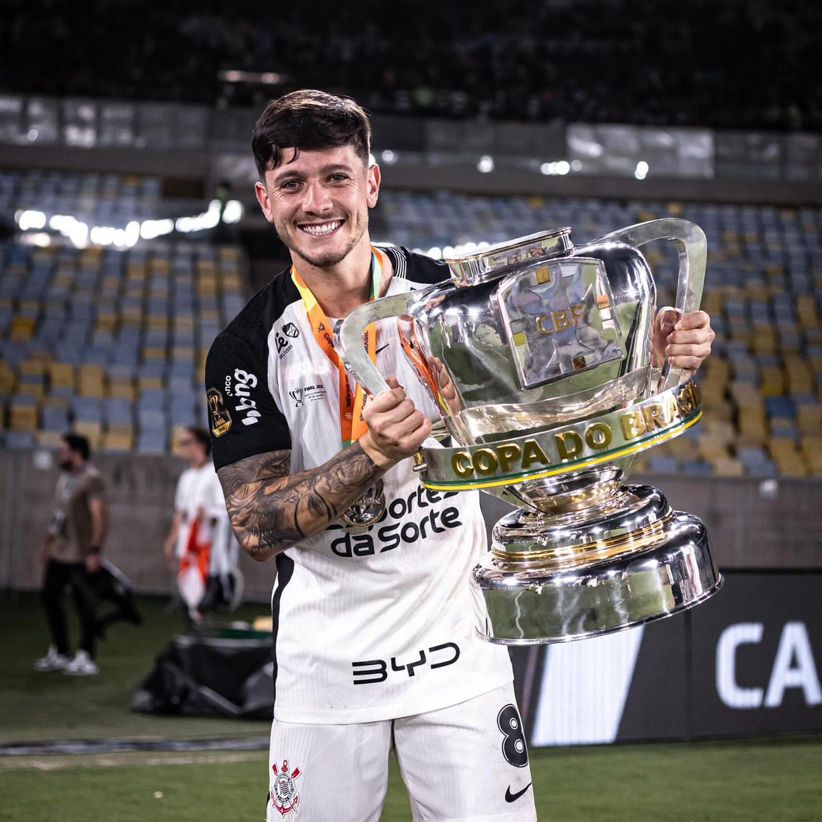 haizsfv's tweet photo. galera copa do brasil ja ta rendendo fotos belissimas https://t.co/D4VOMEcwbG