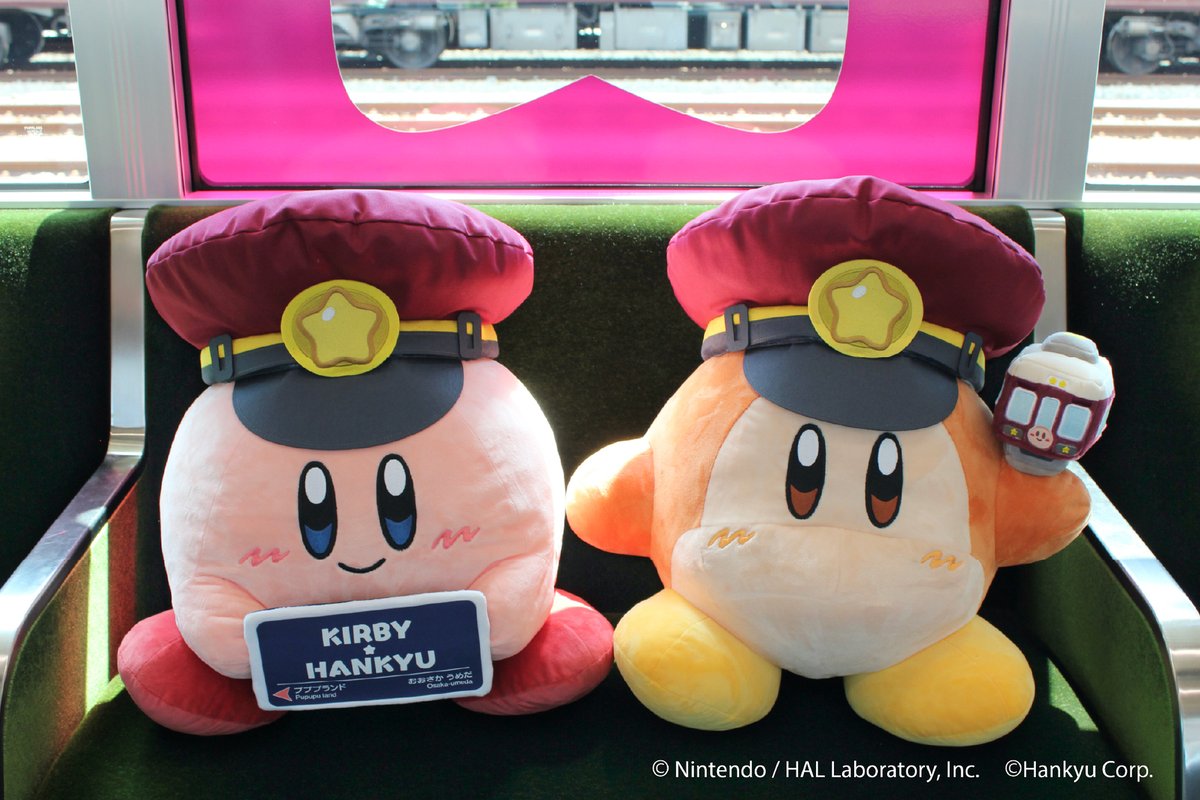 🌲星のカービィ×阪急電車🎁 添乗ぬいぐるみのご紹介🔔  🩷駅名看板を