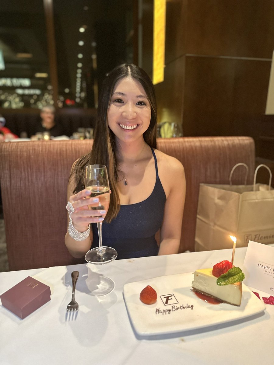 Rebecca Chan tweet media