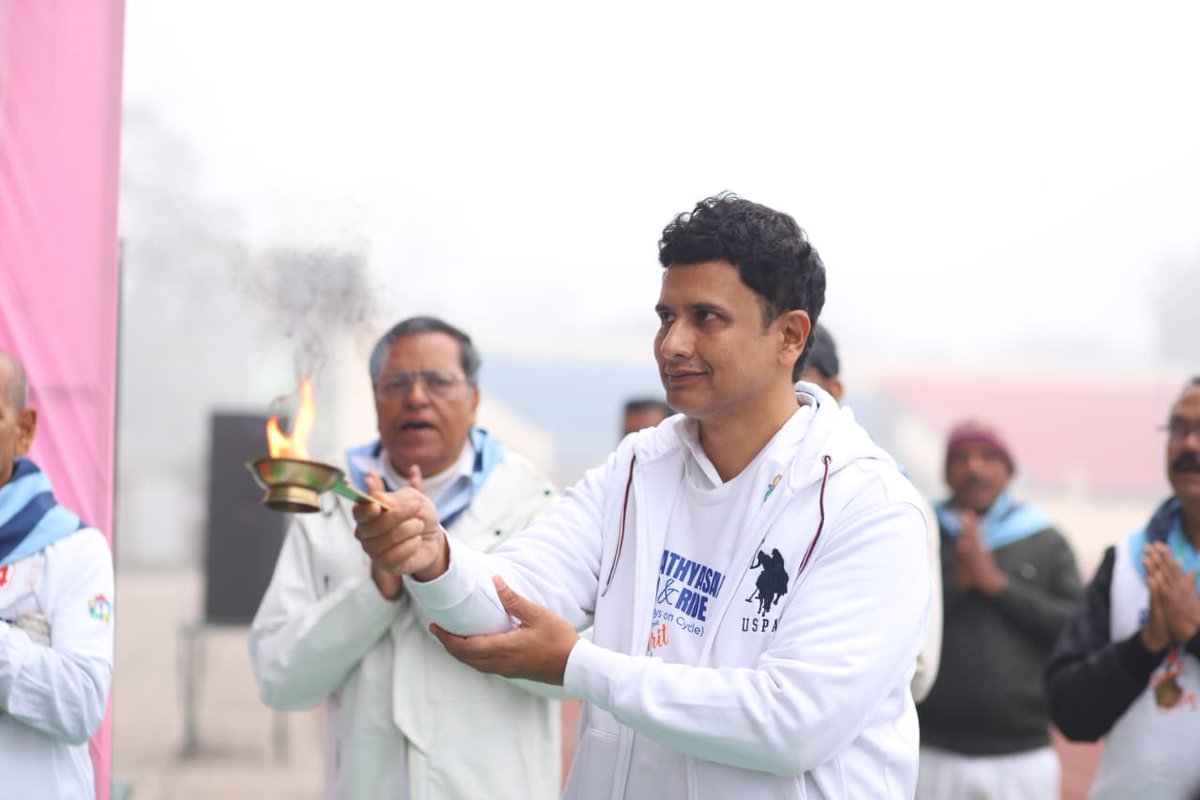 sathyasaiodisha's tweet photo. Loving Sairam..
With the blessings of Bhagawan Sri Sathya Sai Baba, Run & Ride for Unity was successfully organised at Rourkela, Odisha, on 21st December 2025 at 6:00 AM, commemorating the Birth Centenary of Bhagawan.
#runandride
#SaiCentenaryCelebrations
#Sundergarh
-Media Team https://t.co/Fp0AvGwdnL