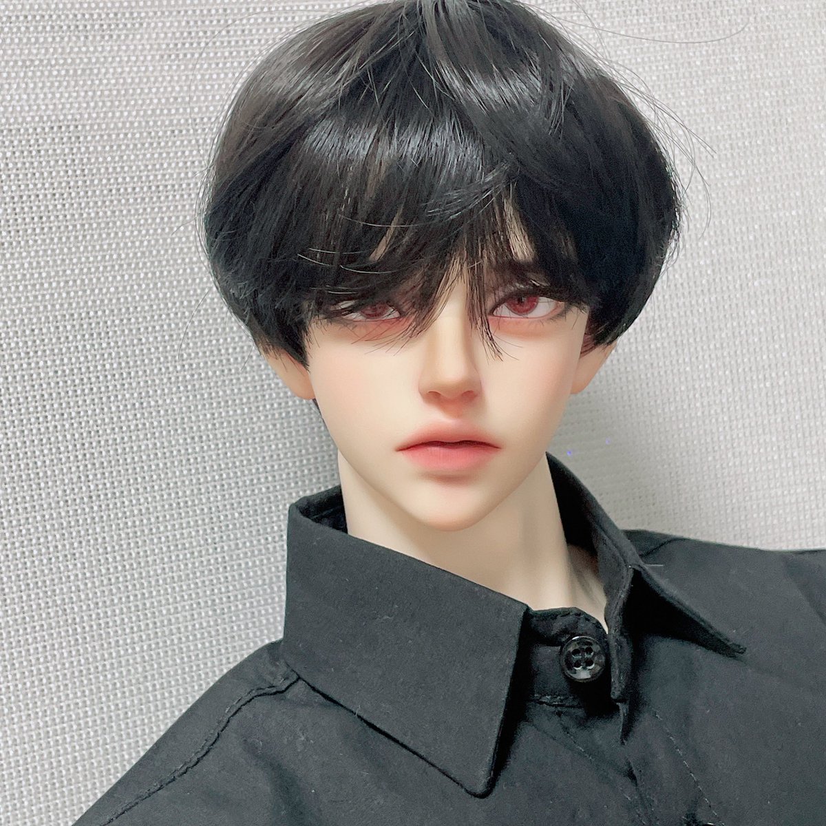 집에 잘 왔어요 🥰
실물이 훨씬 잘생기고 이쁜데 제 사진 능력이 부족한 탓에… 😇 색감도 실물이 훨씬 이뻐요…!
연락주실때마다 설명도 자세하게 해주시고 신경써주셔서 감사합니다
다음 오더가 열릴때를 기다리겠습니다 🥰