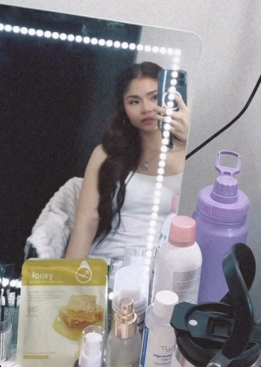 mauifilms_'s tweet image. • long hair suit her very well 😌🤍

@Itsmeaubreyc 
#LanceBrey
#AubreyCaraan