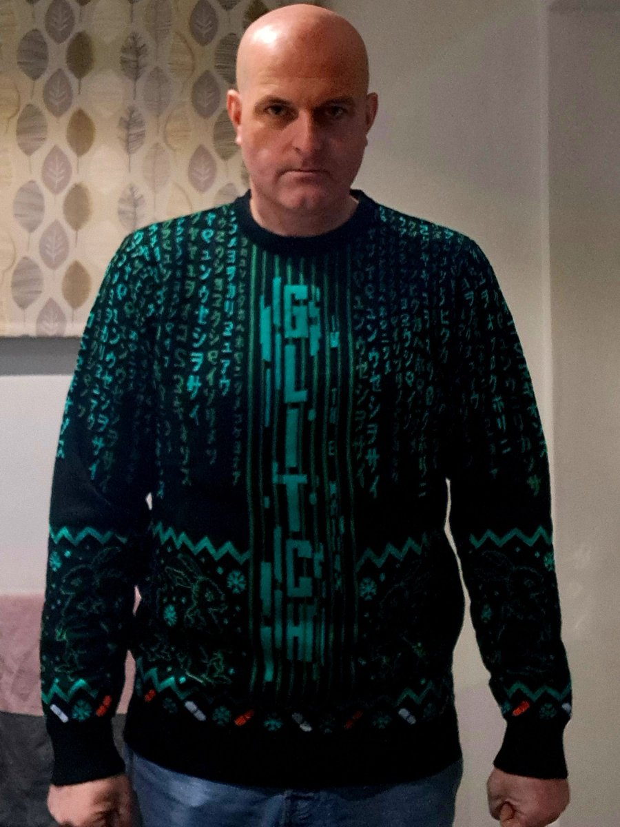 RyeJames8's tweet photo. Merry Glitchmas! 🤪 https://t.co/IOuxbdQAQ6