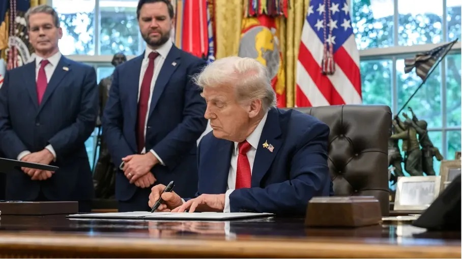 تقرير إسرائيلي يكشف تعهد المزيد من الدول بالانضمام لمجلس السلام في غزة 