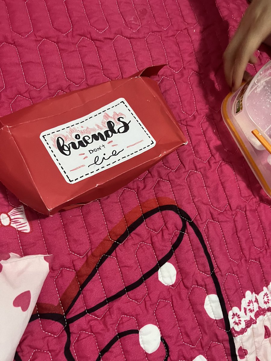 sunlaxis's tweet image. baked goodies with my friend