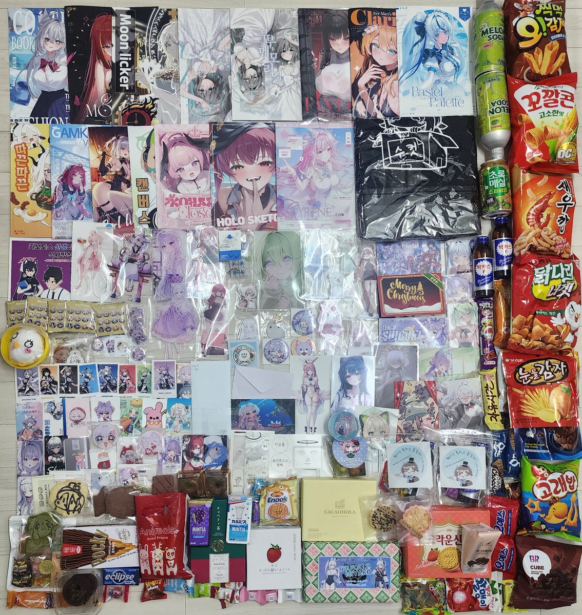 집에와서 밥먹고 테라플루 먹고 침대에 잠깐 누웠더니 아침..
이번에도 하루 늦은 서코 후기예요😅

이번 행사는 다사다난 할 줄 알았는데 다행히 담요 외에 다른 큰일은 더 생기지 않았어요. 예상보다 많은 분들이 부스 찾아와주시고 응원해주셔서 힘을 정말정말 많이 받았습니다🥹💕

일요일 중간쯤