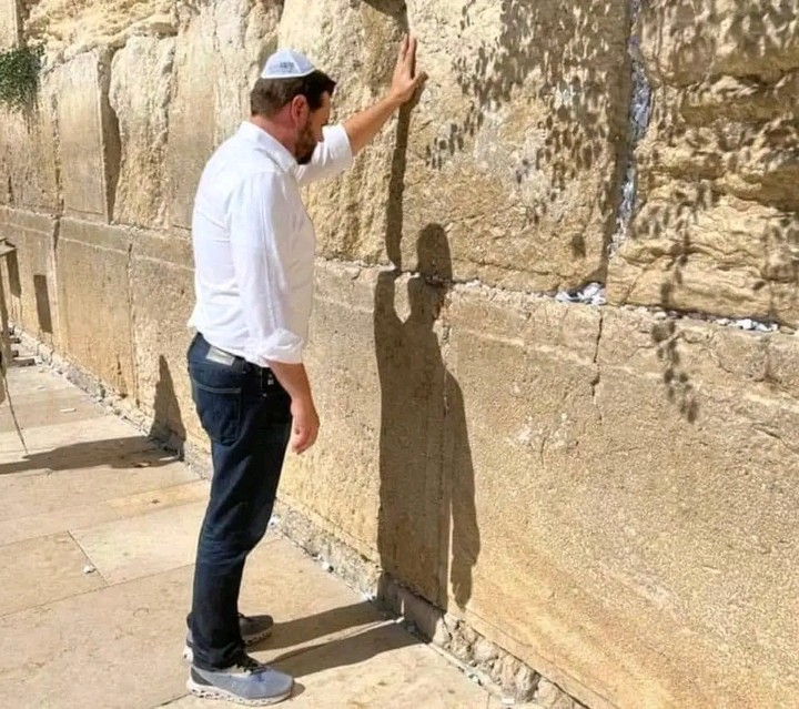 “The ONLY THING that is truly served as an anchor of the United States of America is that we have been, and by the grace of god, we always will be, a Christian nation!"

He says Christian...   Jew-D Vance is a An Israeli implant.  An enemy to true American , A traitor.