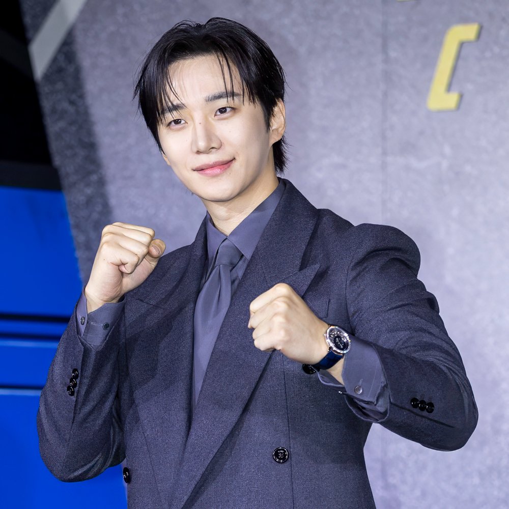 #이준호 #준호 #JUNHO #넷플릭스 #캐셔로  #Cashero 제작발표회
📷📷 more pics =>
buly.kr/1GKqP0O
buly.kr/8Ix9de1
buly.kr/9BWwXjE