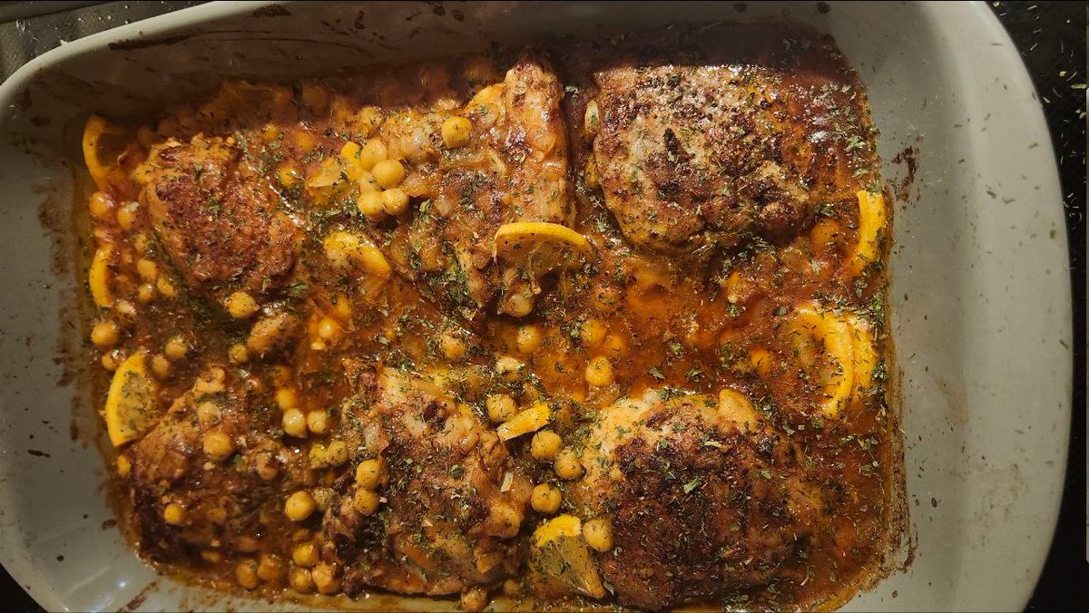 Trippy Otter tweet media