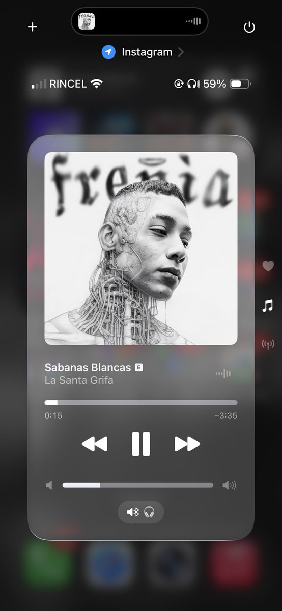 xsrtsk's tweet image. Neta cochar con esa canción es lo más rico del mundo 😩