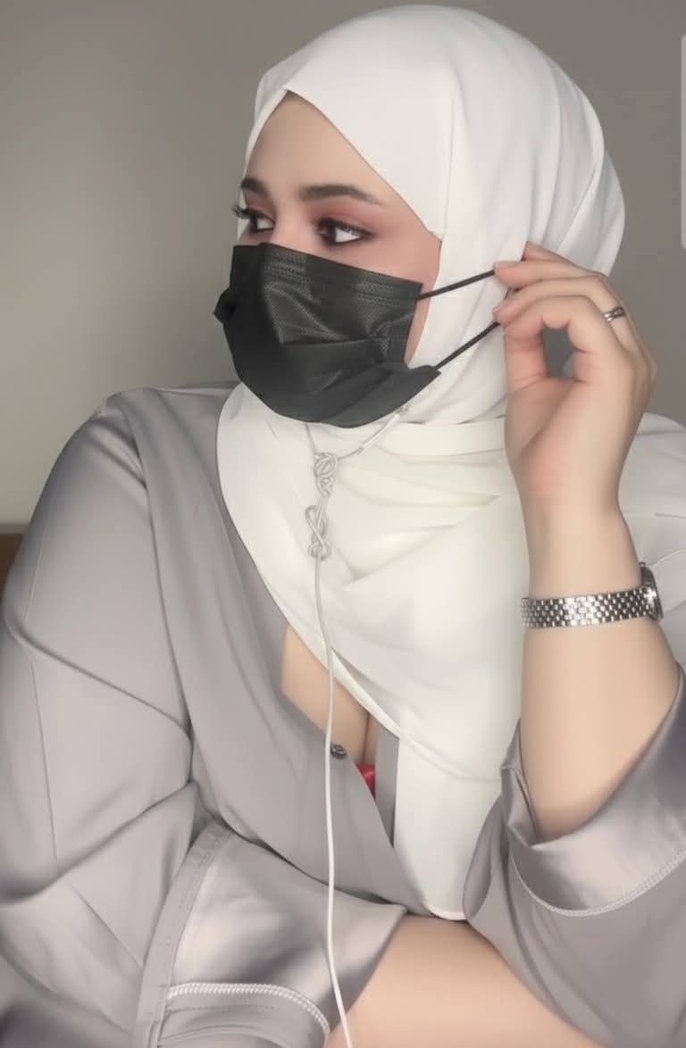 SayedaSameena's tweet image. کچھ چیزیں ہم چاہ کر بھی چھپا نہیں سکتے .! چاہـے کتنی ہی کوشش کر لیں, یقین نہیں تو خود دیکھ لیں