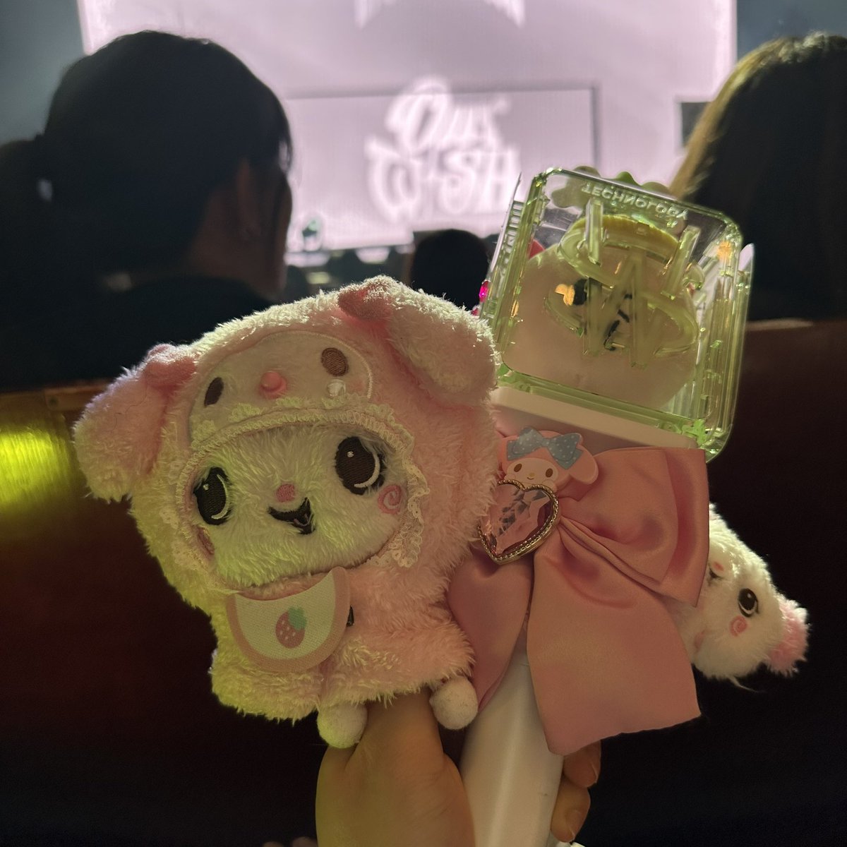 sakuddang's tweet photo. INTO THE WISH
OUR WISH ♡ 
후쿠오카 짱짱(＊’͜’ )ʕ𐭩
넘넘 행복했어(ᐡ•͈ ·̫ •͈ᐡ )。 https://t.co/wsQGnVwT0E