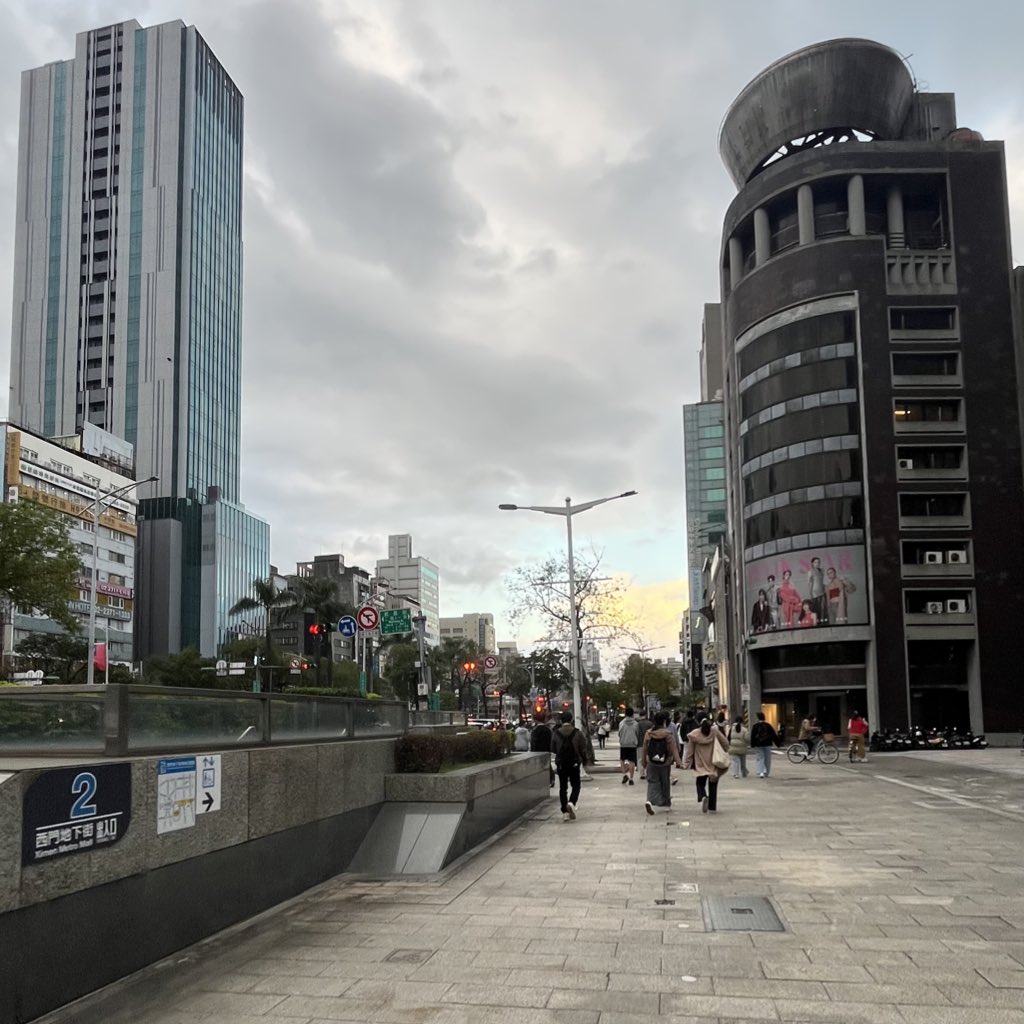 sam 🎐 tweet media