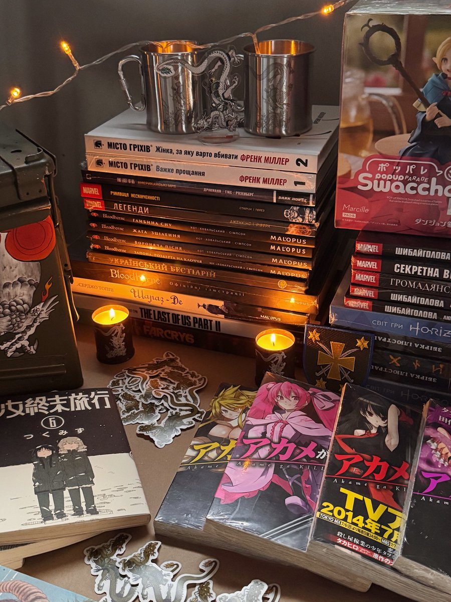 malopus_comics's tweet image. Гора крутезних призів для донатерів 🔥

Збір «Книголюті 4.0» триває, а ми досі не показали вам цю величезну купу призів. Виправляємось! Усе це ми розіграємо після завершення збору, тож краще не зволікайте 🫡

Серед призів — чимало ексклюзивних видань «Мальопуса», яких уже не…