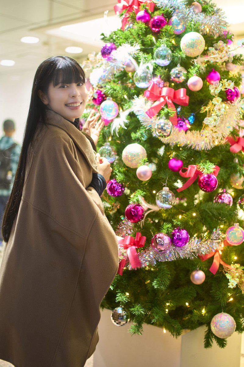 今日もおつかれさま💓 クリスマスツリー見ると気分上がる🎄♩