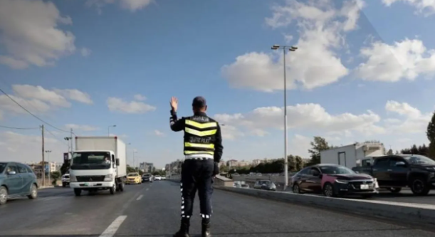 الأردن.. حملة موسّعة لضبط المركبات منتهية الترخيص 