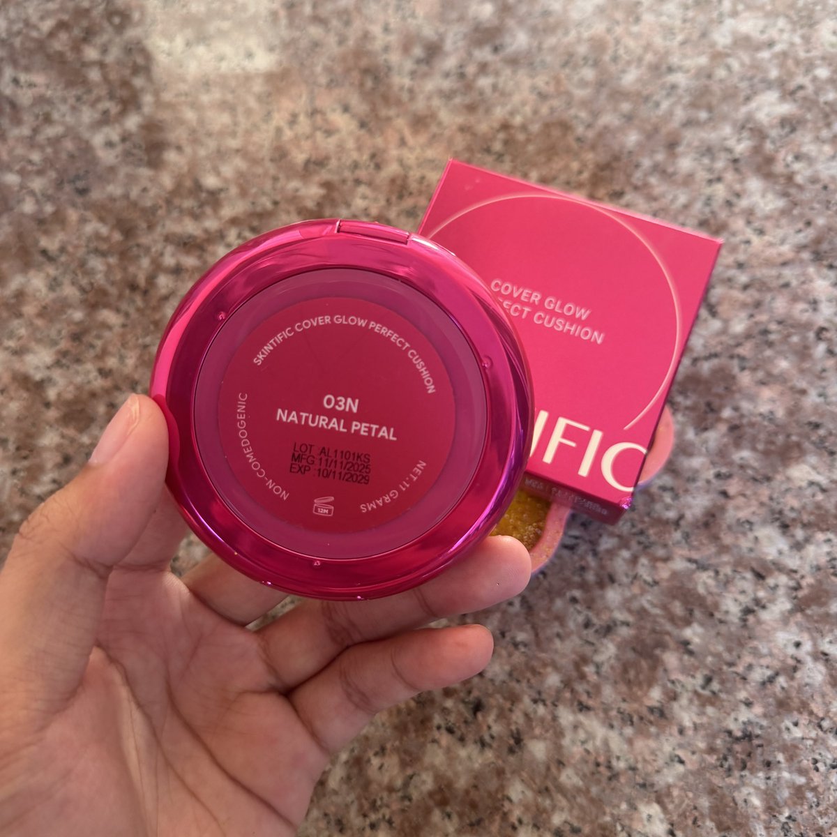 “นีนนารา” tweet media