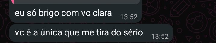 Óbvio q sou diferente das outras, elas preferem beijar e eu brigar