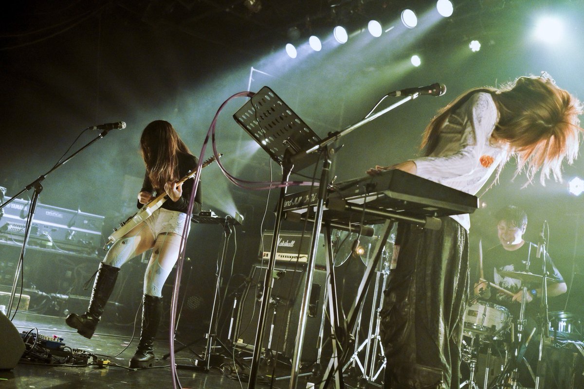 barks_news's tweet image. 【ライブレポート】年末恒例＜DECEMBER'S CHILDREN＞、yonige、w.o.d.、PEDROなど5組が刻んだ現在地「1週間早いけれどクリスマスソングを」

barks.jp/news/1037163/#…
#DECEMBERSCHILDREN #yonige #wod #PEDRO #iVy #Ronsweek