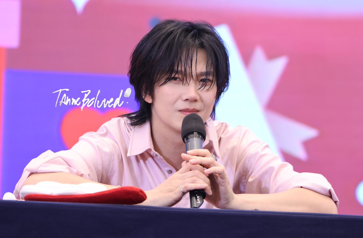 TAnne - YOLO for 💙Build and Bible🖤 Fan Account~ tweet media