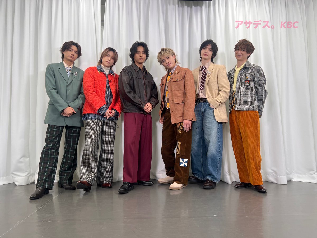 かい　UVER&LiSA&キスマイページ Kis-My-Ft2 | ファミクラストア オンライン