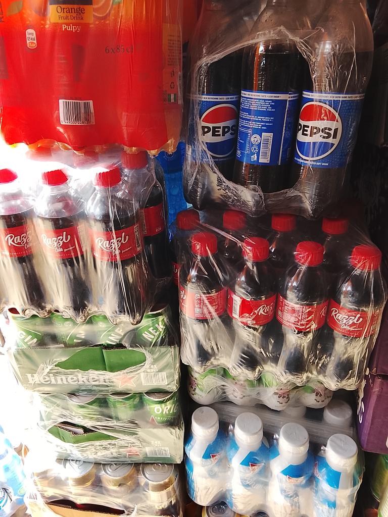 mimi_justina's tweet photo. Pepsi 4500
Big American cola 3700
Coke and fanta 4600
Nutri milk 6000
Nutri Choco 9000
Predator 5500
Supa commando small 3500
Supa commando big    4500
Can malt.                        13000
Five alive pulpy.              7000
Location.  Agric ikorodu https://t.co/ZQ4QqcizVW